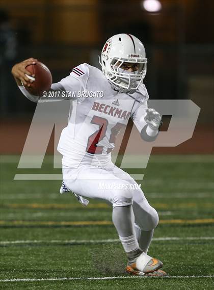 Thumbnail 1 in Beckman Patriots vs Crean Lutheran Saints photogallery.