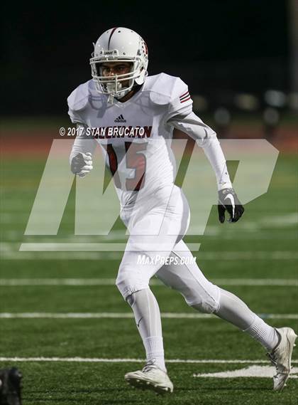 Thumbnail 1 in Beckman Patriots vs Crean Lutheran Saints photogallery.