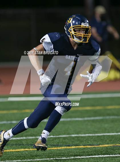 Thumbnail 3 in Beckman Patriots vs Crean Lutheran Saints photogallery.