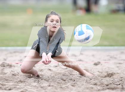 Thumbnail 2 in Agua Fria vs Desert Edge photogallery.