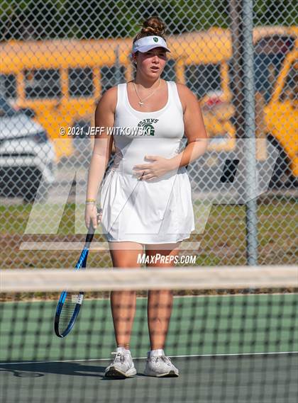 Thumbnail 3 in Terry Sanford @ Pine Forest - Singles photogallery.