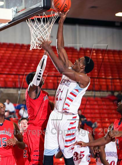 Thumbnail 1 in Hirschi vs. John Paul II (DFW Basketball Challenge) photogallery.