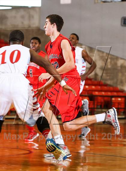 Thumbnail 2 in Hirschi vs. John Paul II (DFW Basketball Challenge) photogallery.