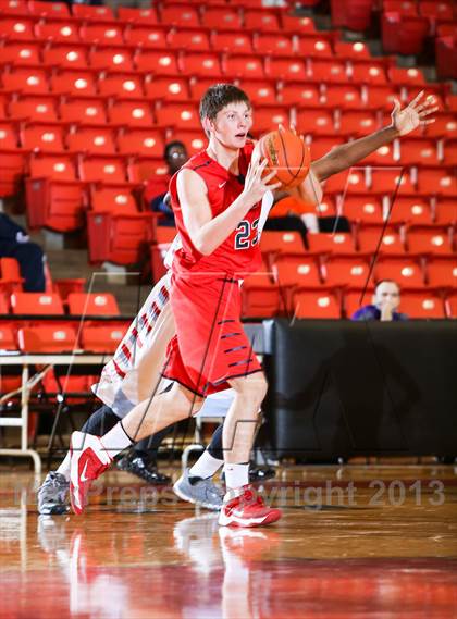 Thumbnail 2 in Hirschi vs. John Paul II (DFW Basketball Challenge) photogallery.