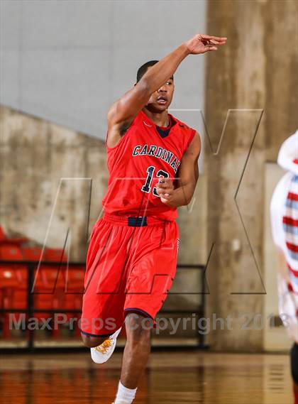 Thumbnail 2 in Hirschi vs. John Paul II (DFW Basketball Challenge) photogallery.