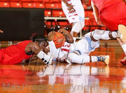 Thumbnail 2 in Hirschi vs. John Paul II (DFW Basketball Challenge) photogallery.