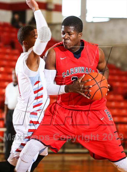 Thumbnail 3 in Hirschi vs. John Paul II (DFW Basketball Challenge) photogallery.