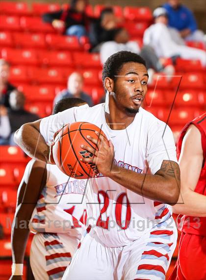 Thumbnail 1 in Hirschi vs. John Paul II (DFW Basketball Challenge) photogallery.