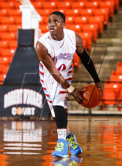 Thumbnail 1 in Hirschi vs. John Paul II (DFW Basketball Challenge) photogallery.