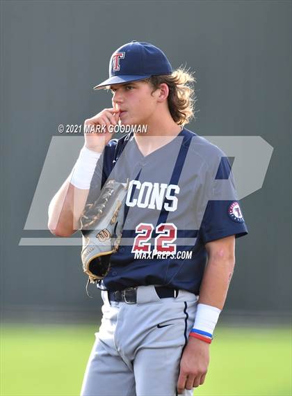 Thumbnail 1 in Tompkins vs Strake Jesuit (UIL 6A Regional Semifinal Playoff)  photogallery.
