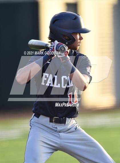 Thumbnail 2 in Tompkins vs Strake Jesuit (UIL 6A Regional Semifinal Playoff)  photogallery.