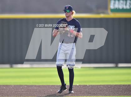 Thumbnail 2 in Tompkins vs Strake Jesuit (UIL 6A Regional Semifinal Playoff)  photogallery.