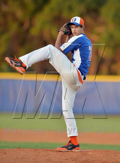 Thumbnail 3 in Osceola vs. King (FHSAA 6A Playoffs)  photogallery.