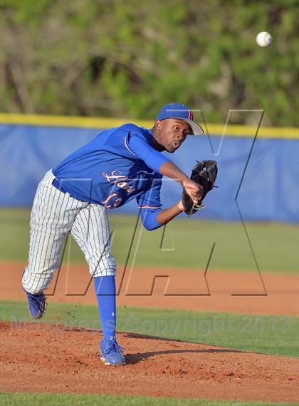 Thumbnail 3 in Osceola vs. King (FHSAA 6A Playoffs)  photogallery.