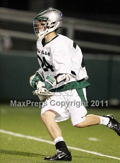 Thumbnail 1 in De La Salle vs. St. Ignatius photogallery.