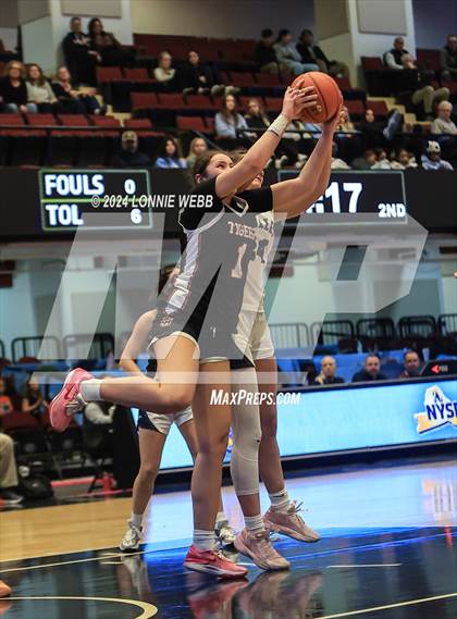 Thumbnail 2 in Croton-Harmon vs Putnam Vally (Section 1 Class B Semifinal) photogallery.