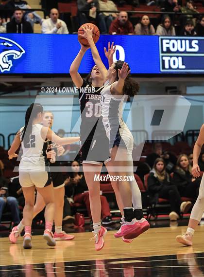 Thumbnail 3 in Croton-Harmon vs Putnam Vally (Section 1 Class B Semifinal) photogallery.