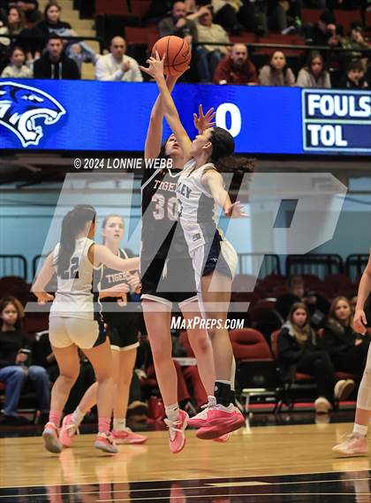 Thumbnail 1 in Croton-Harmon vs Putnam Vally (Section 1 Class B Semifinal) photogallery.