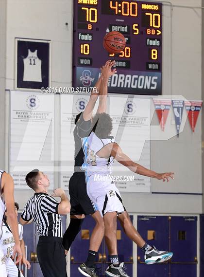 Thumbnail 1 in Clovis North vs. Lathrop (St. Hope Elite Classic) photogallery.