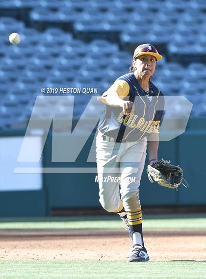 Thumbnail 2 in Anaheim vs. Katella photogallery.