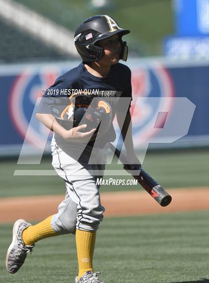 Thumbnail 2 in Anaheim vs. Katella photogallery.