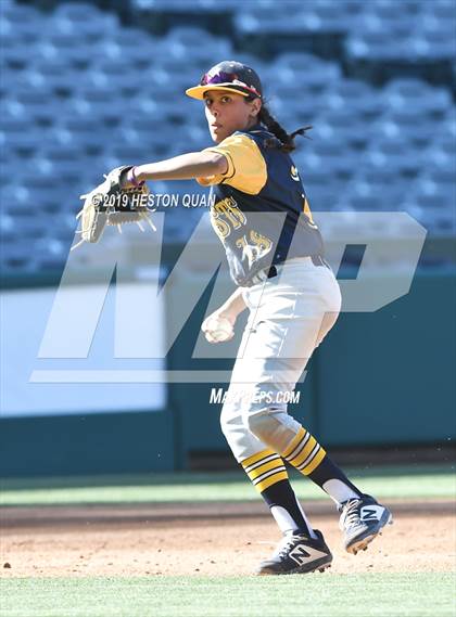 Thumbnail 1 in Anaheim vs. Katella photogallery.