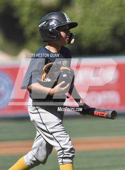 Thumbnail 1 in Anaheim vs. Katella photogallery.