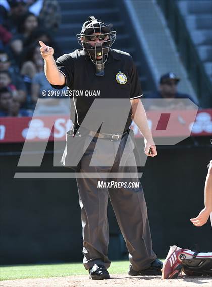 Thumbnail 2 in Anaheim vs. Katella photogallery.