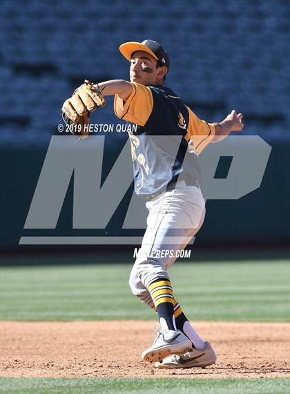 Thumbnail 3 in Anaheim vs. Katella photogallery.