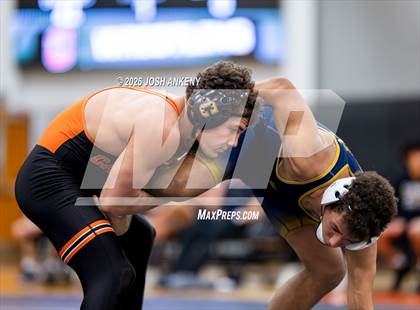 Thumbnail 2 in Covington @ Catholic photogallery.