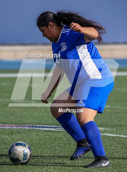 Thumbnail 3 in St. Mary's Academy vs. La Salle photogallery.