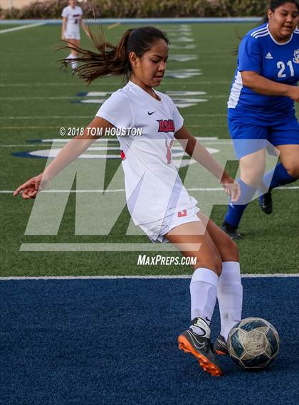 Thumbnail 2 in St. Mary's Academy vs. La Salle photogallery.