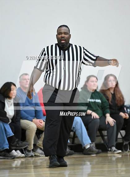 Thumbnail 2 in Sacramento vs. Sacramento Adventist (Sac Adventist Holiday Invitational) photogallery.