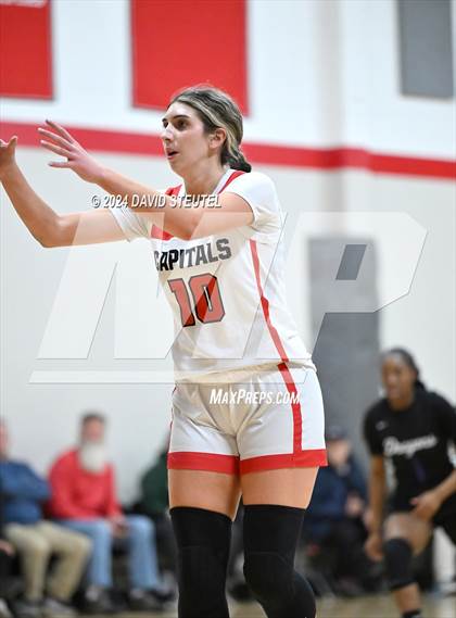 Thumbnail 2 in Sacramento vs. Sacramento Adventist (Sac Adventist Holiday Invitational) photogallery.