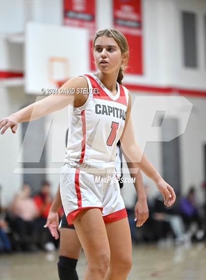 Thumbnail 1 in Sacramento vs. Sacramento Adventist (Sac Adventist Holiday Invitational) photogallery.