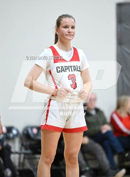 Thumbnail 2 in Sacramento vs. Sacramento Adventist (Sac Adventist Holiday Invitational) photogallery.