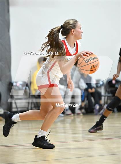 Thumbnail 2 in Sacramento vs. Sacramento Adventist (Sac Adventist Holiday Invitational) photogallery.