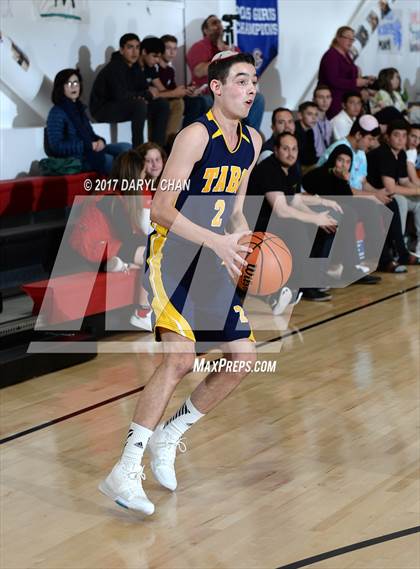 Thumbnail 1 in Valley Torah vs Torah Academy of Bergen County (Steve Glouberman Tournament) photogallery.