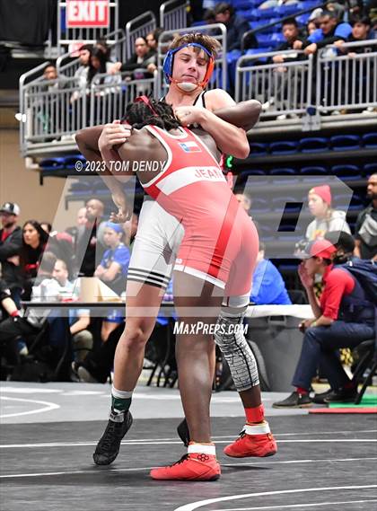 Thumbnail 2 in UIL 5A/6A State Championships - Medal Round 3rd-6th photogallery.