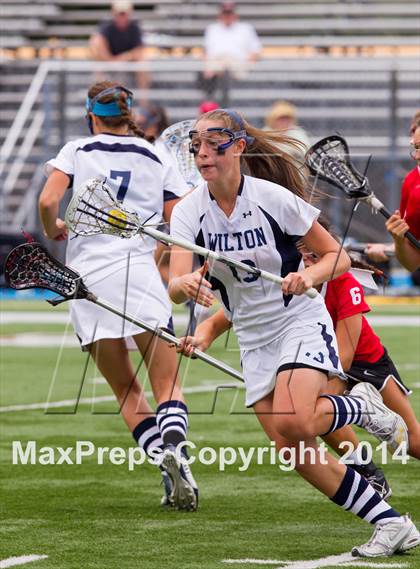 Thumbnail 3 in Wilton vs New Canaan (CIAC Class M Final) photogallery.