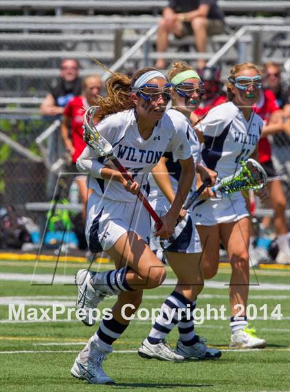 Thumbnail 2 in Wilton vs New Canaan (CIAC Class M Final) photogallery.
