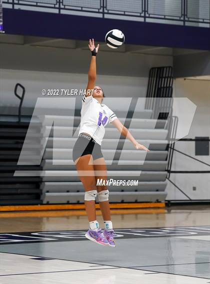 Thumbnail 1 in Floyd Central @ Brownsburg (Bulldog Challenge) photogallery.