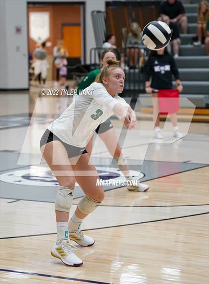 Thumbnail 1 in Floyd Central @ Brownsburg (Bulldog Challenge) photogallery.
