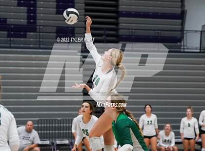 Thumbnail 3 in Floyd Central @ Brownsburg (Bulldog Challenge) photogallery.