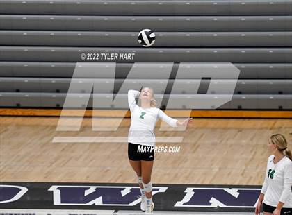 Thumbnail 2 in Floyd Central @ Brownsburg (Bulldog Challenge) photogallery.