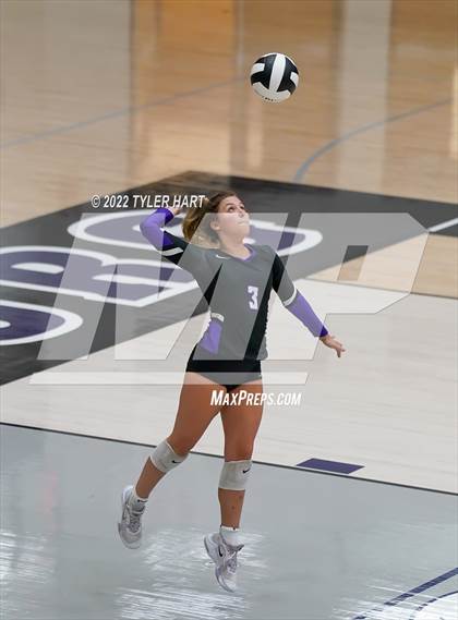 Thumbnail 2 in Floyd Central @ Brownsburg (Bulldog Challenge) photogallery.