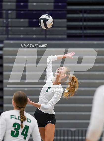 Thumbnail 3 in Floyd Central @ Brownsburg (Bulldog Challenge) photogallery.