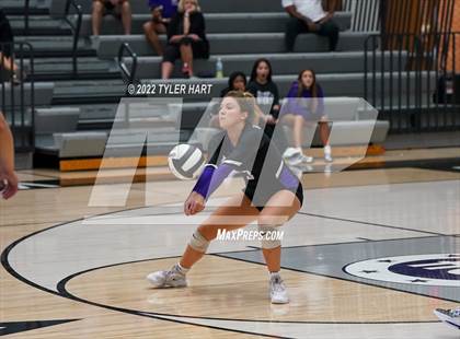 Thumbnail 2 in Floyd Central @ Brownsburg (Bulldog Challenge) photogallery.