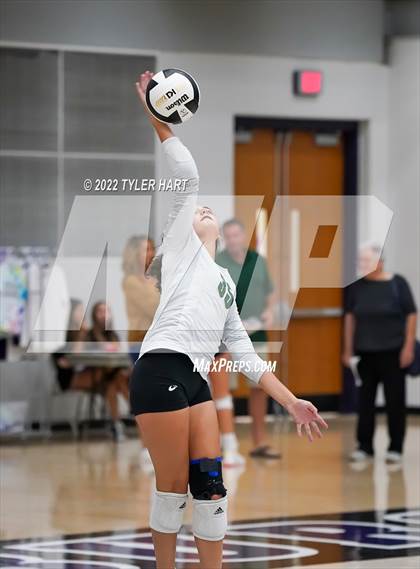 Thumbnail 1 in Floyd Central @ Brownsburg (Bulldog Challenge) photogallery.