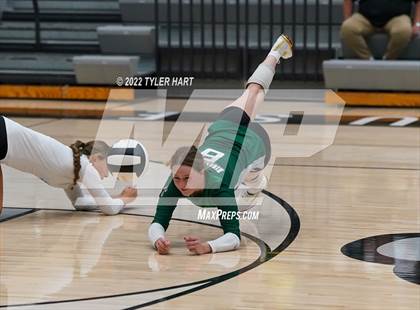 Thumbnail 2 in Floyd Central @ Brownsburg (Bulldog Challenge) photogallery.